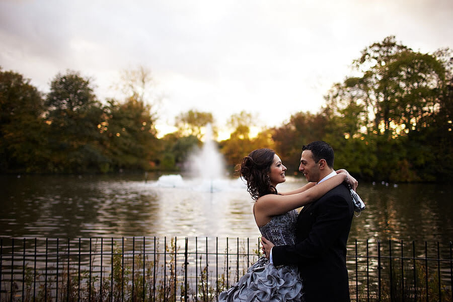 relaxed natural wedding photography 