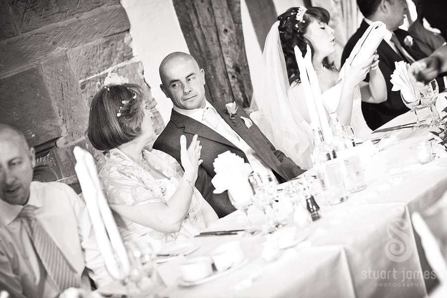 allie-scott-fun-creative-wedding-photography 