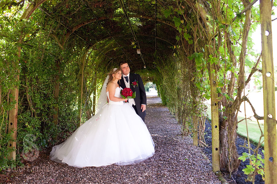 emma-adrian-newport-recommended-wedding-photographer
