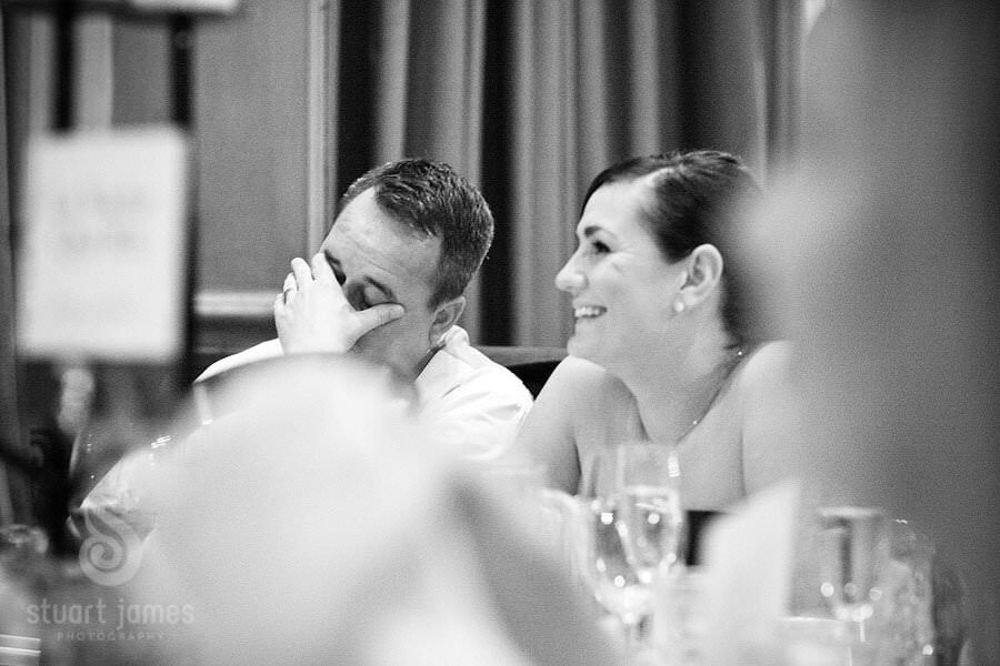claire-owen-relaxed-natural-storytelling-wedding-photography 