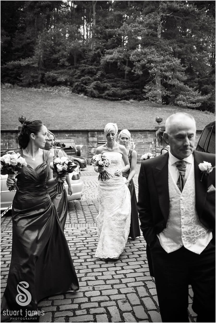 Elegant timeless wedding photographs at Keele Hall in Stoke by Stafford Wedding Photographer Stuart James