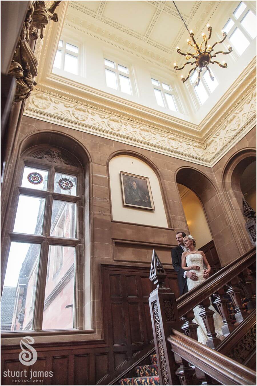 Modern beautiful contemporary wedding photos at Keele Hall in Staffordshire by Cannock Wedding Photographer Stuart James