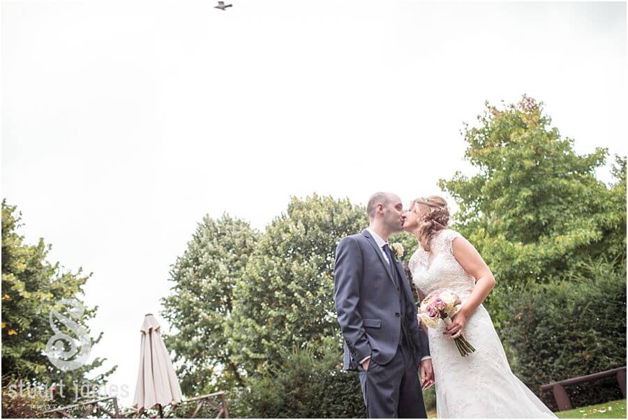 Modern affordable wedding photos at The Fairlawns in Aldridge by Walsall Wedding Photographer Stuart James