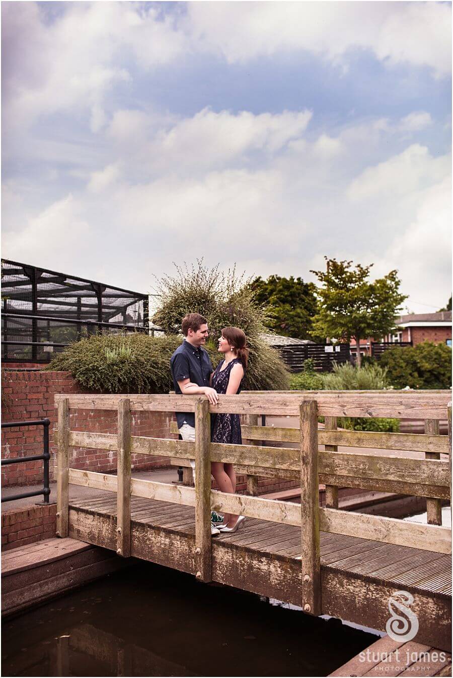 Relaxed natural portrait photography with young couple at Victoria Park in Stafford by Staffordshire Wedding Photographer Stuart James
