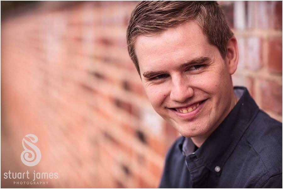 Relaxed natural portrait photography with young couple at Victoria Park in Stafford by Staffordshire Wedding Photographer Stuart James