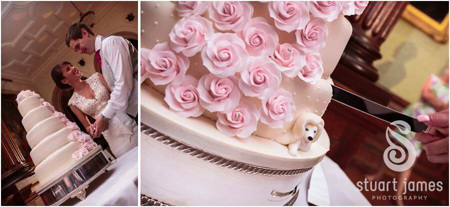 Beautiful wedding cake for wedding at Sandon Hall near Stafford by Stafford Wedding Photographer Stuart James