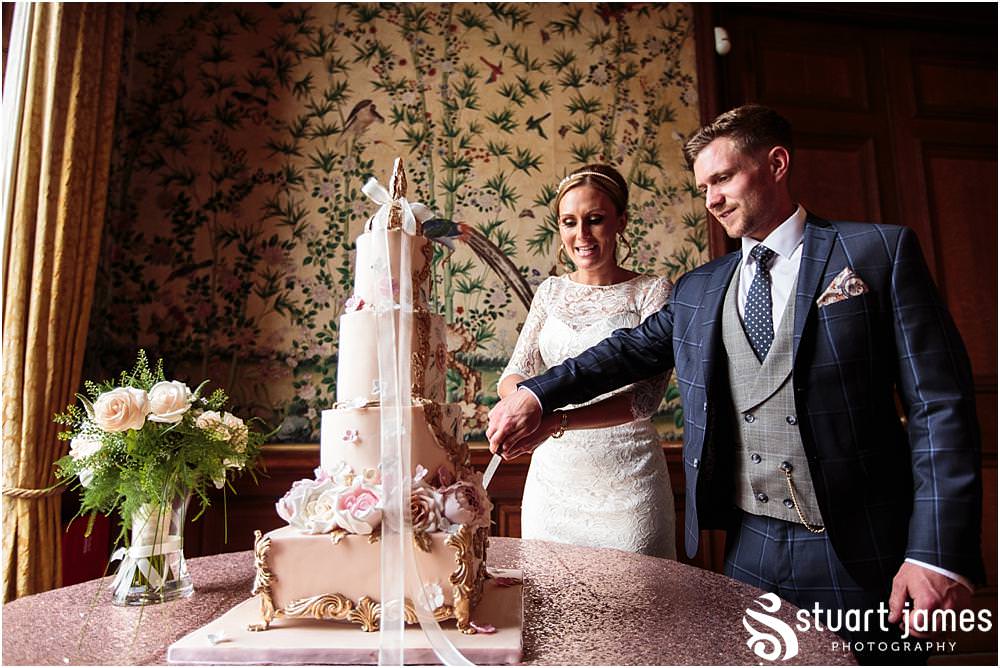 Stunning wedding cake from Miss Lolas Bakehouse at Sandon Hall in Stafford by Documentary Wedding Photographer Stuart James