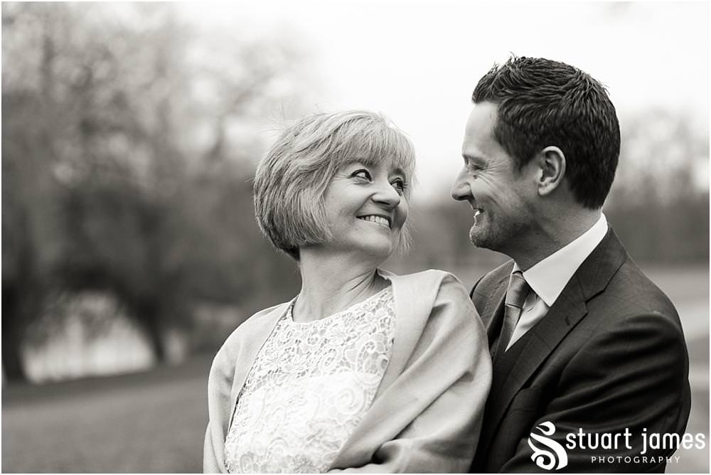 Creative relaxed wedding portraits around Sandwell Valley by West Bromwich West Bromwich Wedding Photographer Stuart James