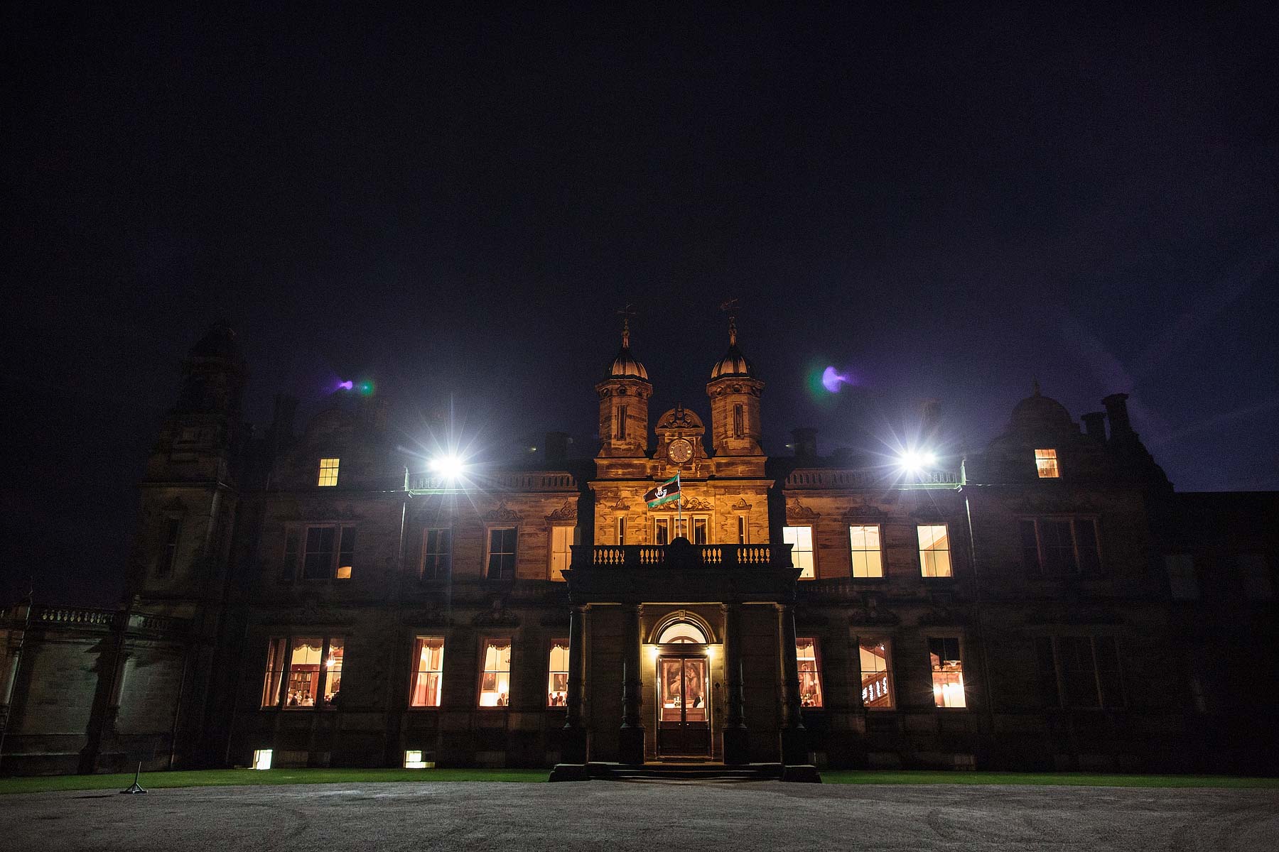 Beautiful winter theme for wedding at Sandon Hall in Stafford by Stafford Contemporary Wedding Photographer Stuart James