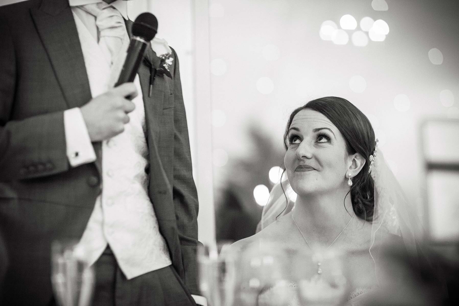 Great photographs of speeches at Chillington Hall in Brewood by Reportage Wedding Photographer Stuart James