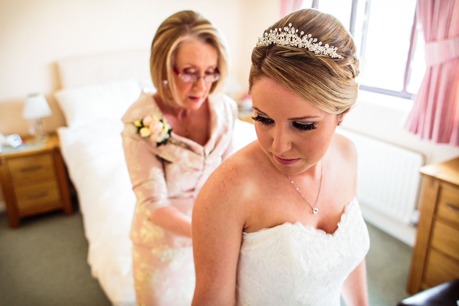Creative documentary wedding photography Hadley Park House in Telford by Documentary Wedding Photographer Stuart James