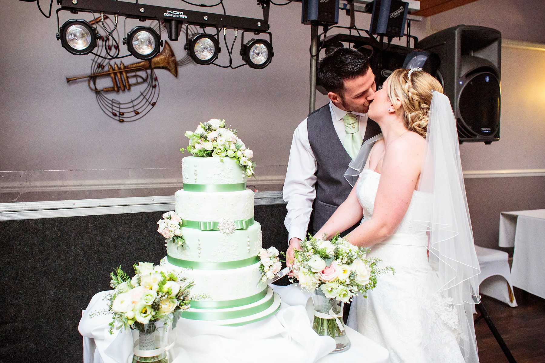 Creative documentary wedding photography Hadley Park House in Telford by Documentary Wedding Photographer Stuart James
