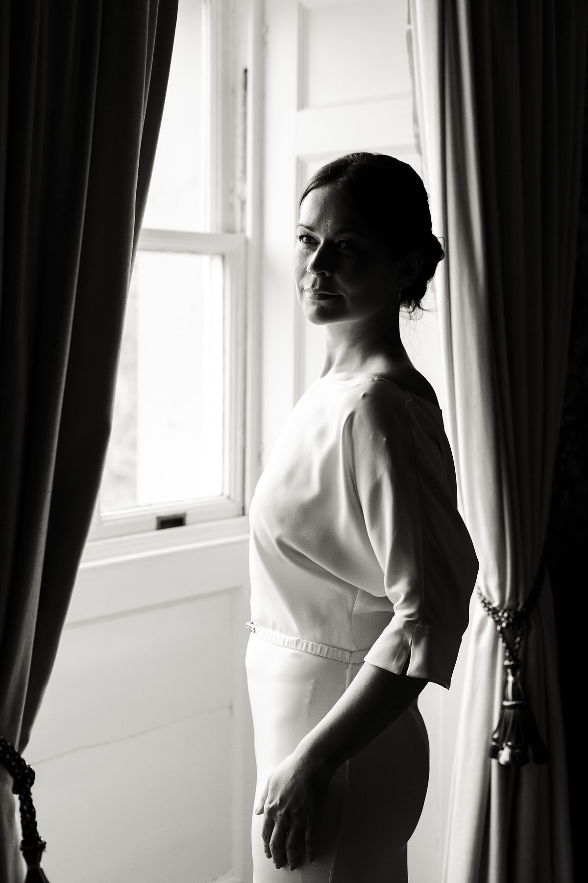 Creative documentary wedding photography at Hagley Hall in Worcestershire by Documentary Wedding Photographer Stuart James