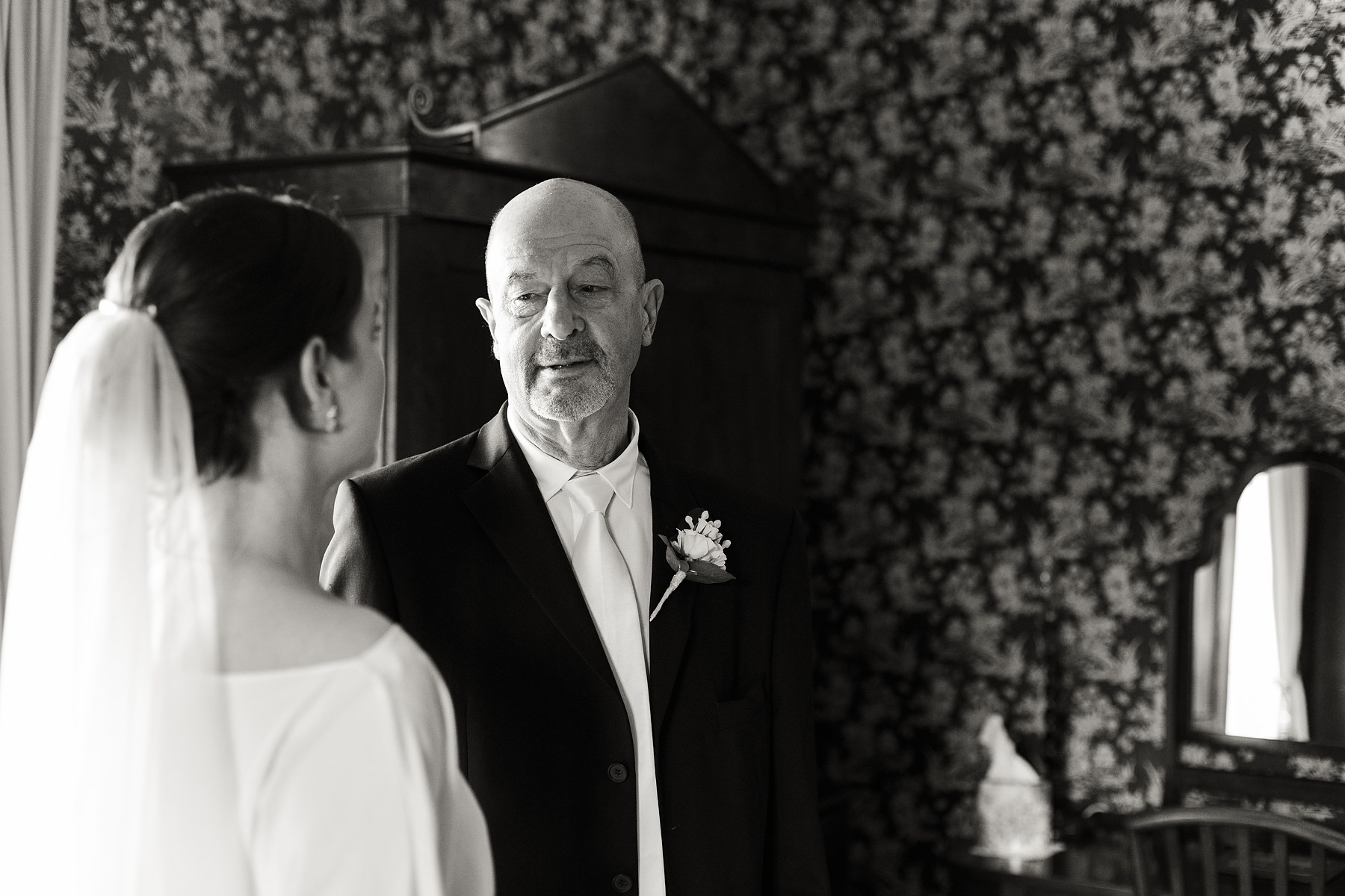 Creative documentary wedding photography at Hagley Hall in Worcestershire by Documentary Wedding Photographer Stuart James