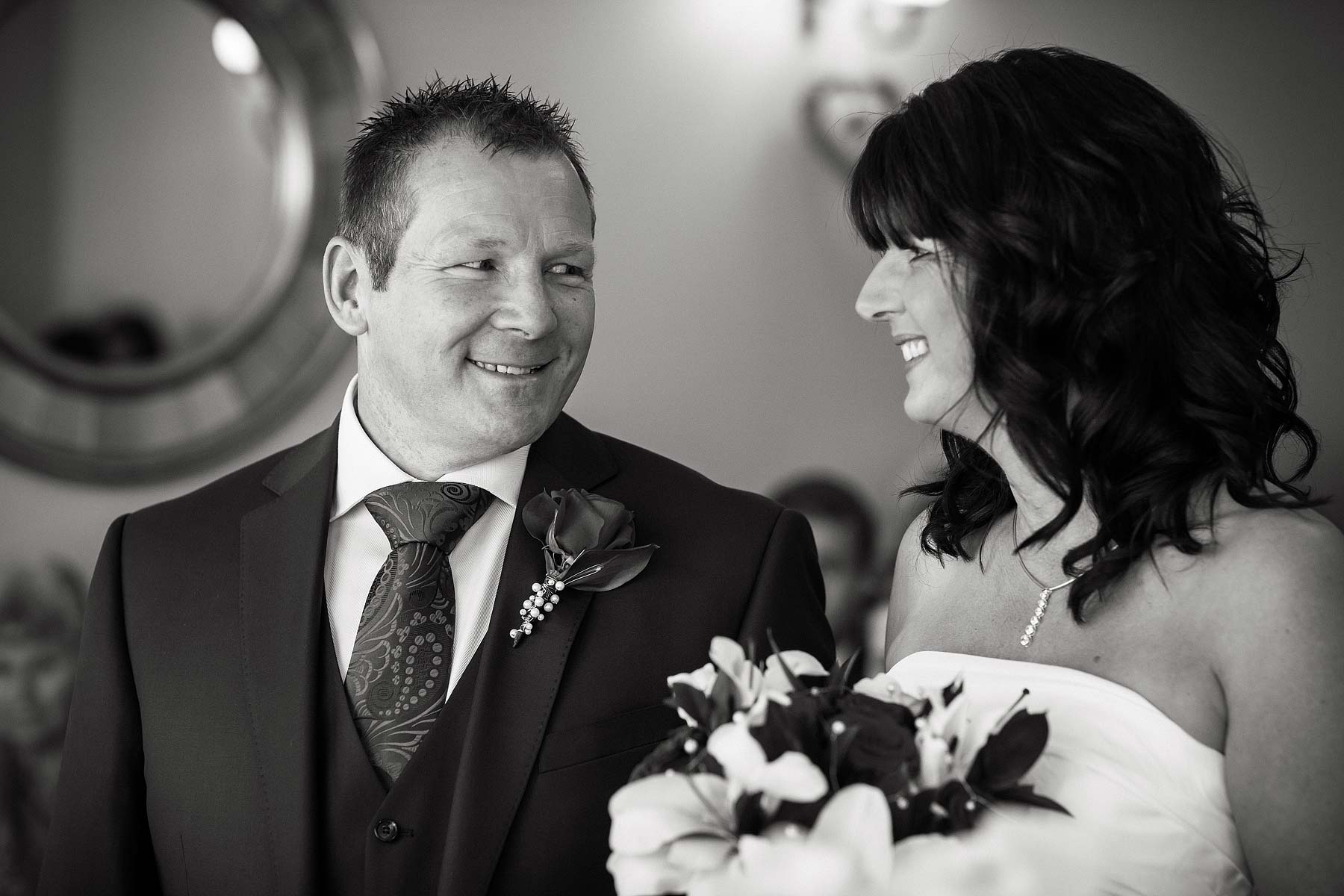 Relaxed natural wedding photographs at Lichfield Registry Office in Lichfield by Staffordshire Wedding Photographer Stuart James