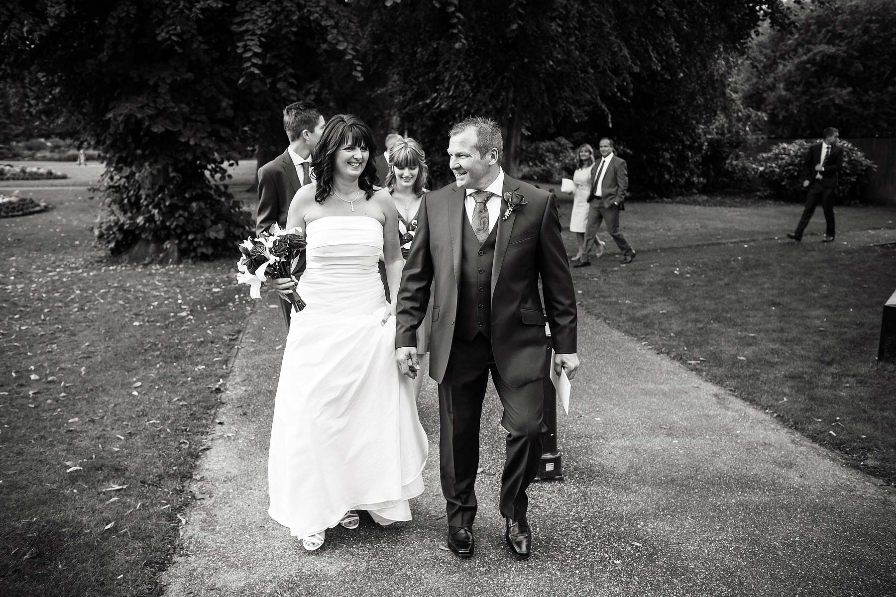Relaxed natural wedding photographs at Lichfield Registry Office in Lichfield by Staffordshire Wedding Photographer Stuart James