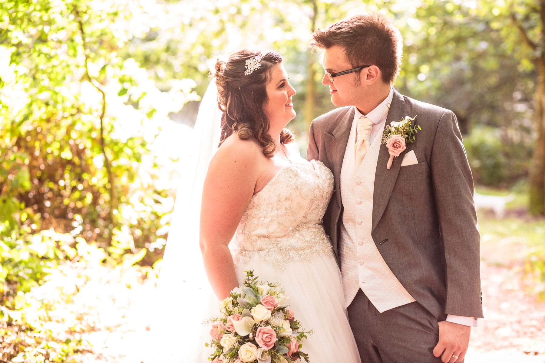 Creative wedding photography by Documentary Wedding Photographer Stuart James at Oak Farm in Cannock