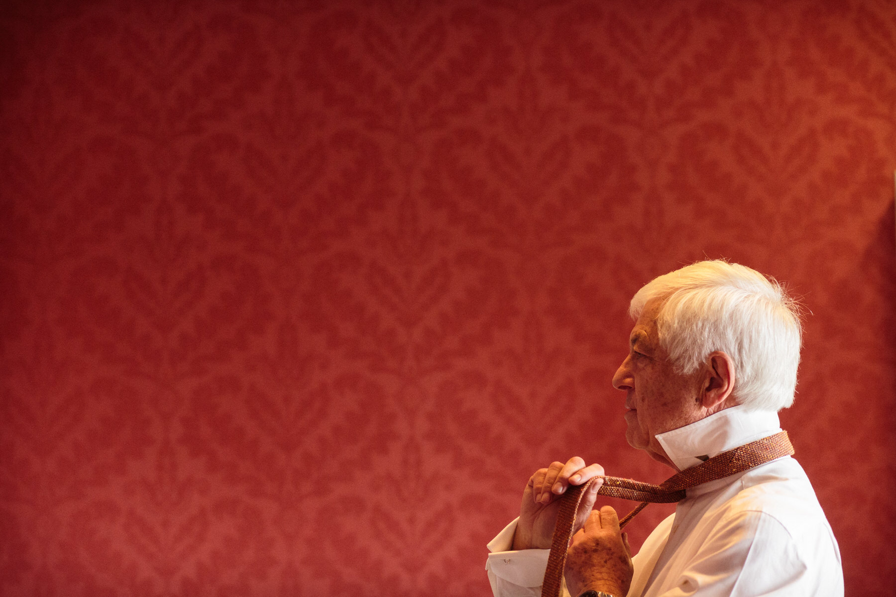 Creative wedding photography by Documentary Wedding Photographer Stuart James at Weston Park in Shropshire