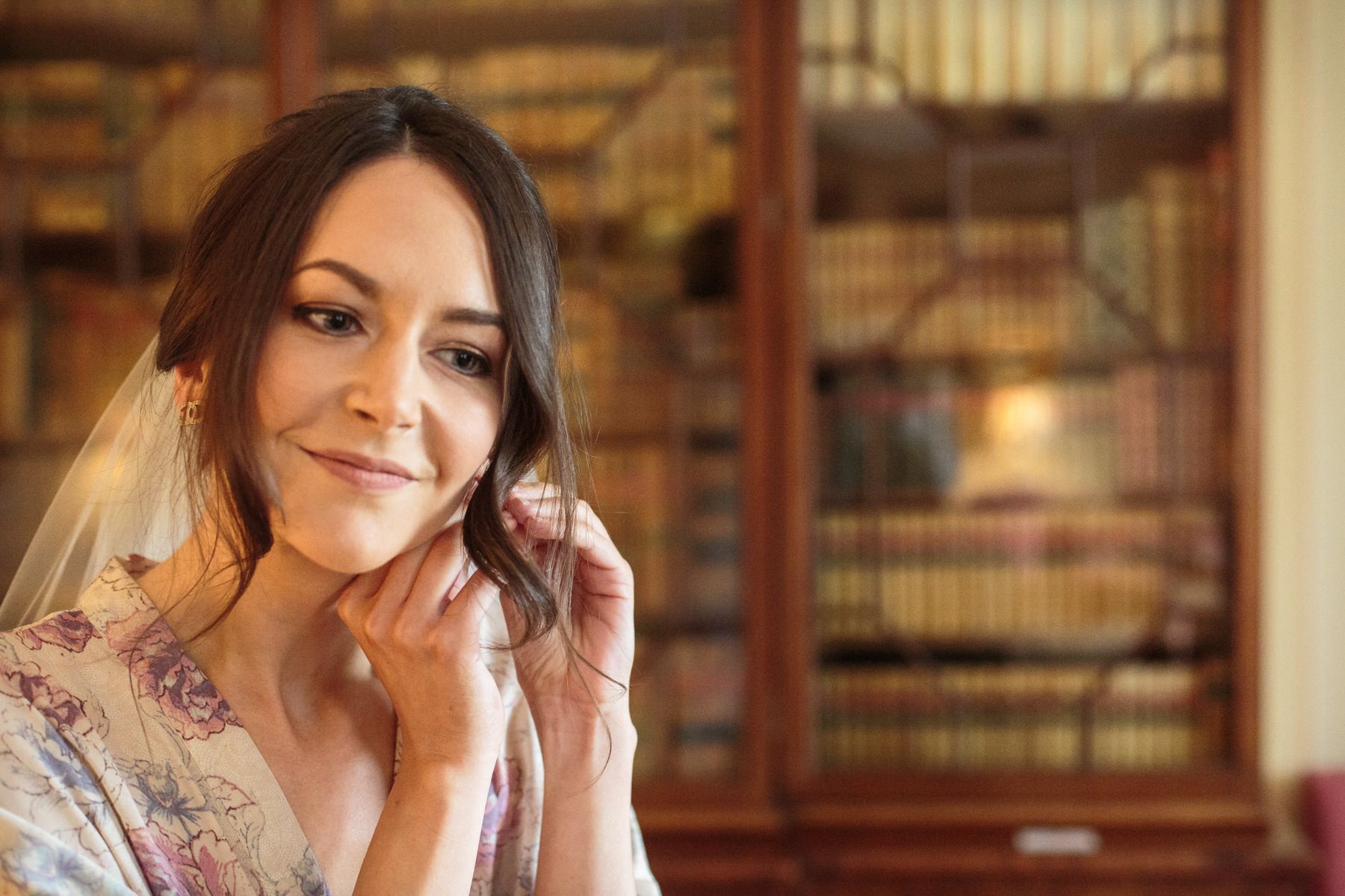 Creative wedding photography by Documentary Wedding Photographer Stuart James at Weston Park in Shropshire